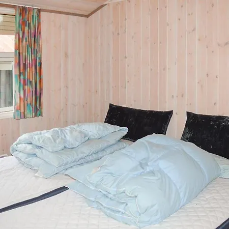 Three Bedroom Holiday In